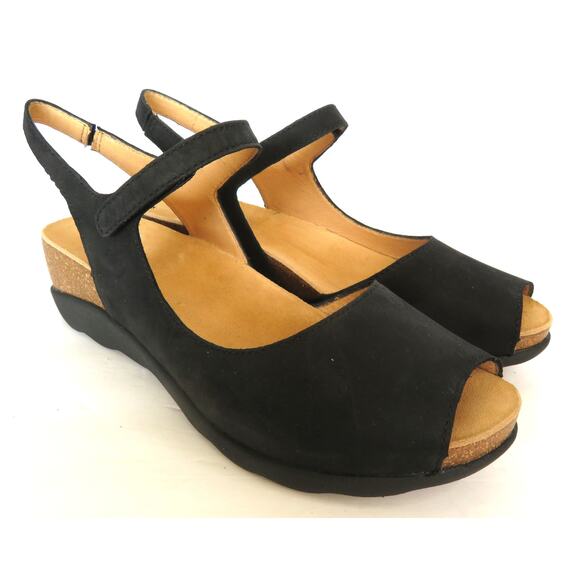 New DANSKO Cherry Milled Black Nubuck Leather Sandals Women Sz EU 39 US 8.5/9 - Picture 1 of 11